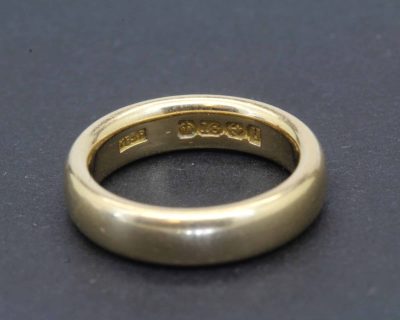 Alternative view of Chunky Gold Wedding Band