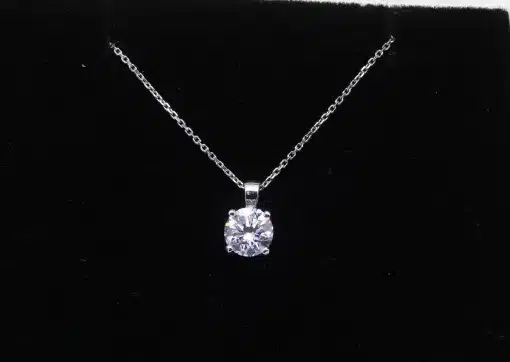 Diamond pendant