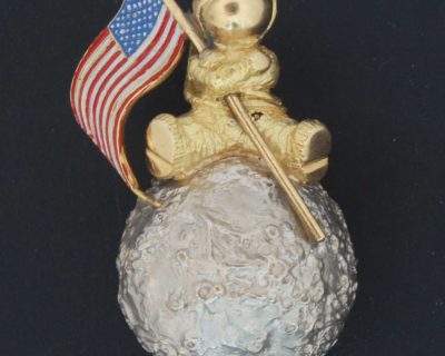 Exceptionally Rare Wolfers “Man on the Moon” Brooch
