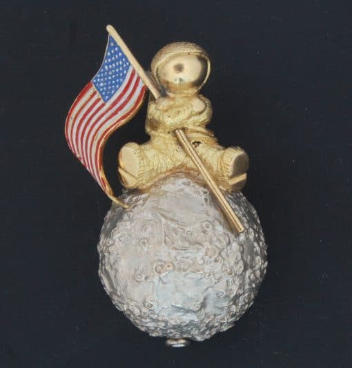 Wolfers Man on the moon brooch