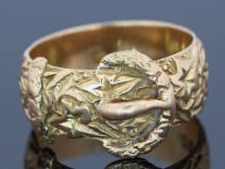 Rare Antique Buckle Ring in 18kt gold (2) (Large)