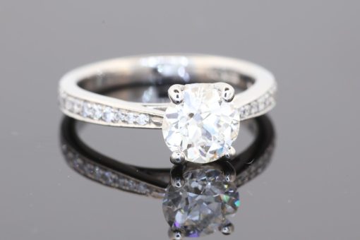 Elegant and timeless, this diamond ring brings together the distinctive character of an Old European cut diamond and the enduring sophistication of platinum. At its centre is an impressive 1.37-carat diamond, graded F colour and SI1 clarity, accompanied by an IGI certificate.